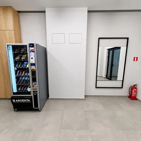 Apartament Amalfy Cozy Near Metro W Working Desk And Wifi