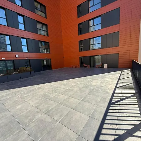 Апартамент Amalfy Cozy Near Metro W Working Desk And Wifi *